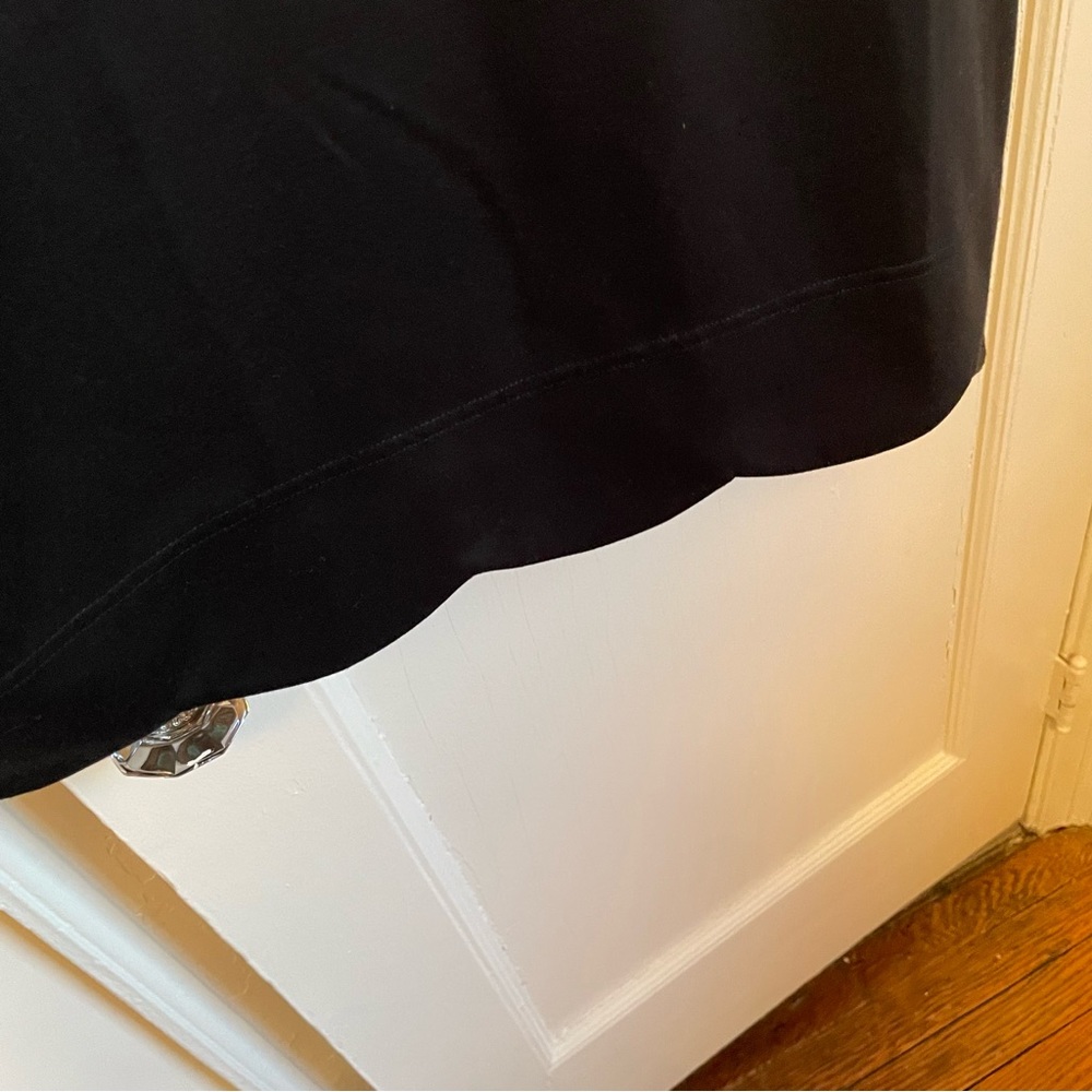 vfish Black Dress with Scalloped Sleeves and Bottom - size S - Picture 3 of 10